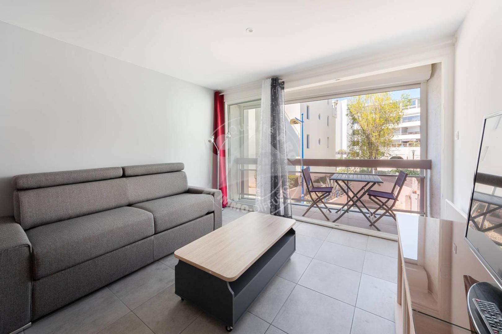 As21512 - Studio Cabine Vue Mer Laterale Avec Parking Prive A 20M De La Plage Le Grau-du-Roi Εξωτερικό φωτογραφία